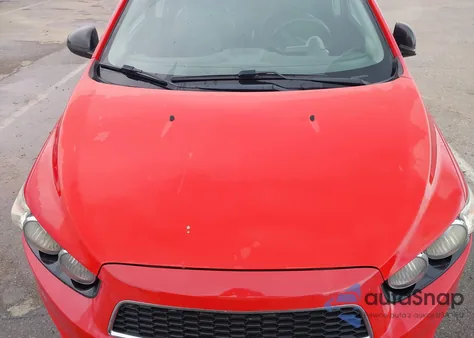 2013 Chevrolet Sonic Rs Manual z USA, uszkodzony, nr VIN 1G1JH6SB5D4158355